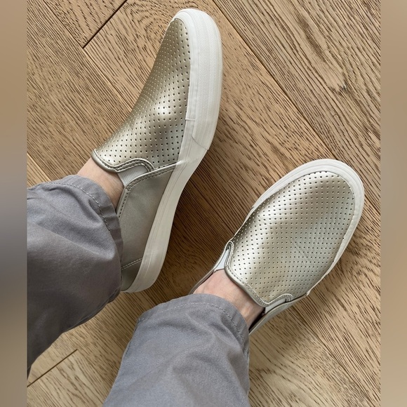 KEDS Double Decker Slip On Sneaker Perforated Faux Leather Perforated Metallic - Picture 4 of 15